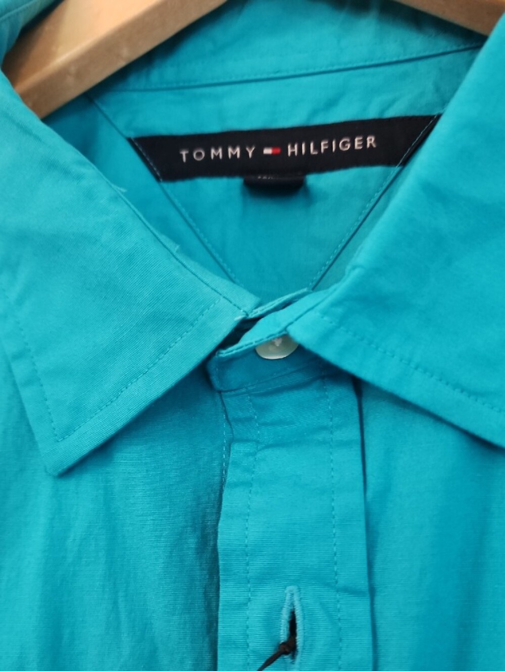 New Tommy Hilfiger Men’s Teal Button-Down Long-Sleeve Shirt